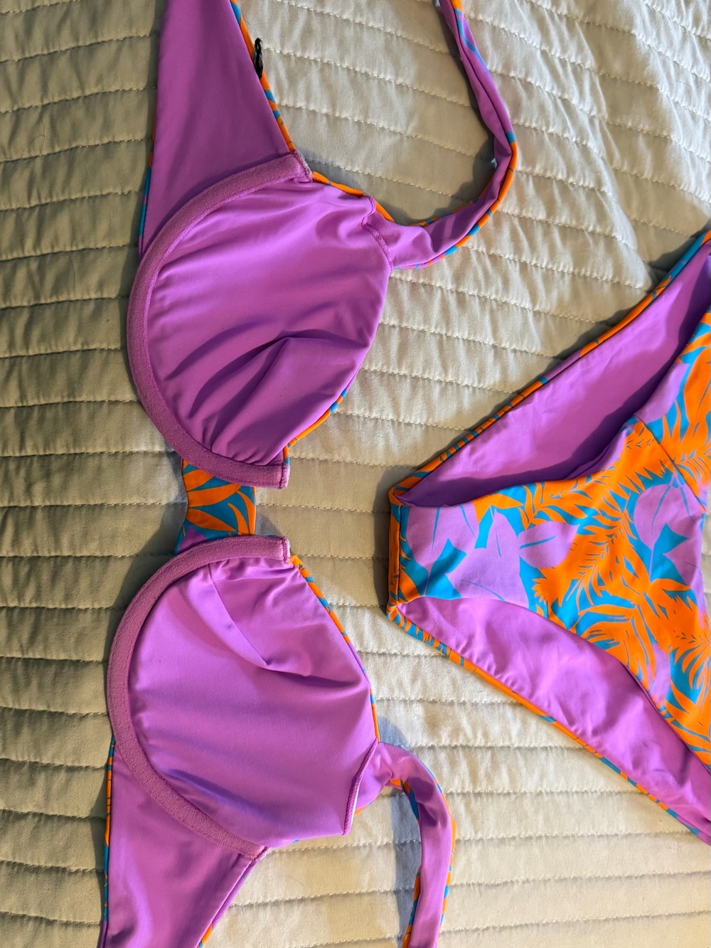 Women's Vetchy Laguna Tropical Set in Size M - Picture 4 of 4